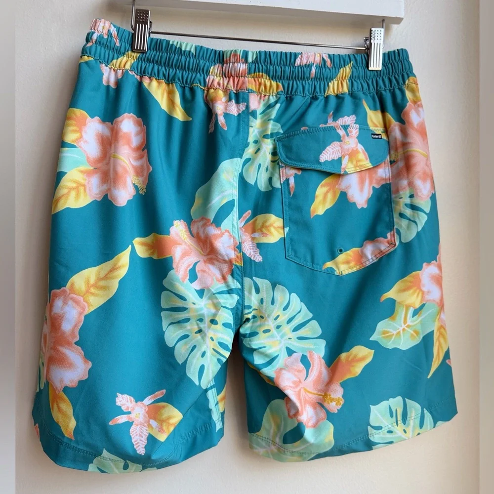 Hurley Men's Size M Volley Elastic Waist Hana Bay Green Swim Trunks Board Shorts